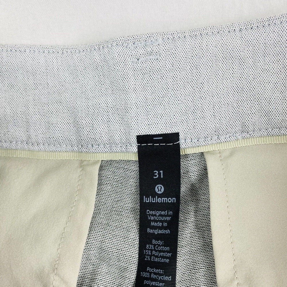 Lululemon Light Gray Performance Mens Shorts Size 31 … Gem